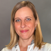 Шутова Анна Петровна